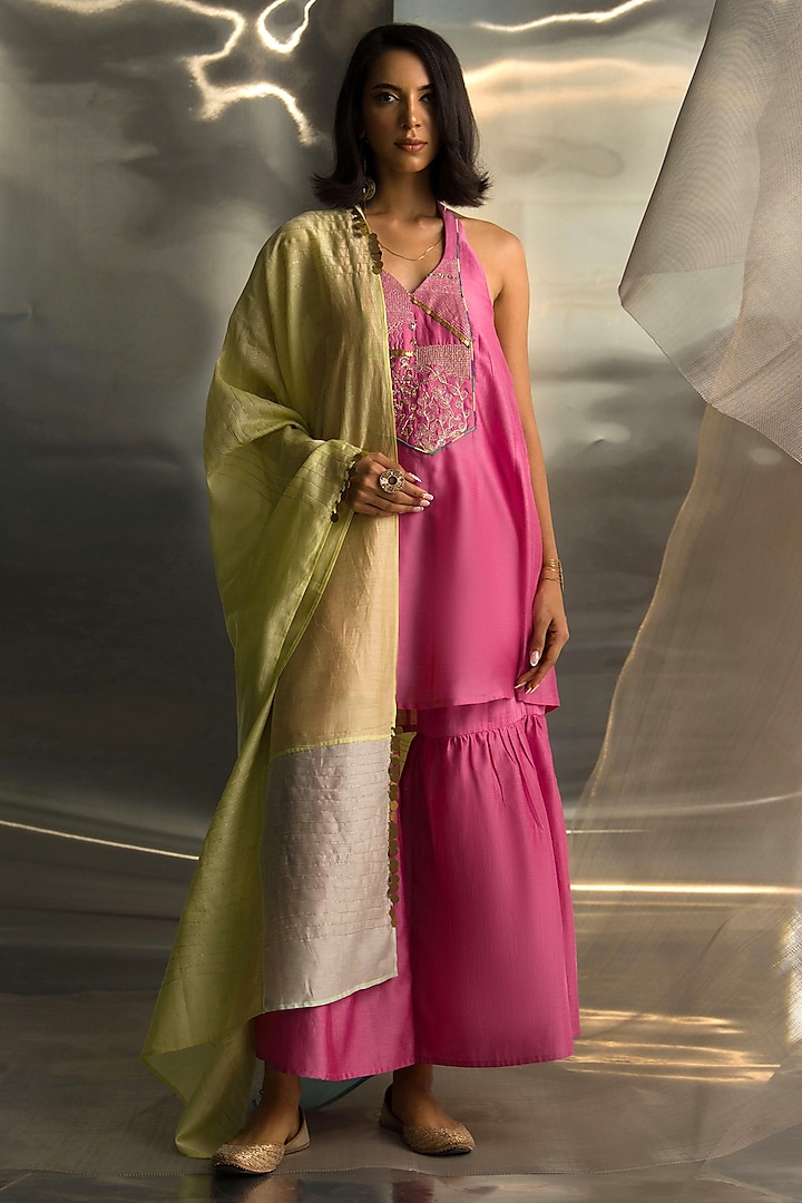 Bloom Pink Chanderi Embroidered Kurta Set by Charkhee at Pernia's Pop Up Shop