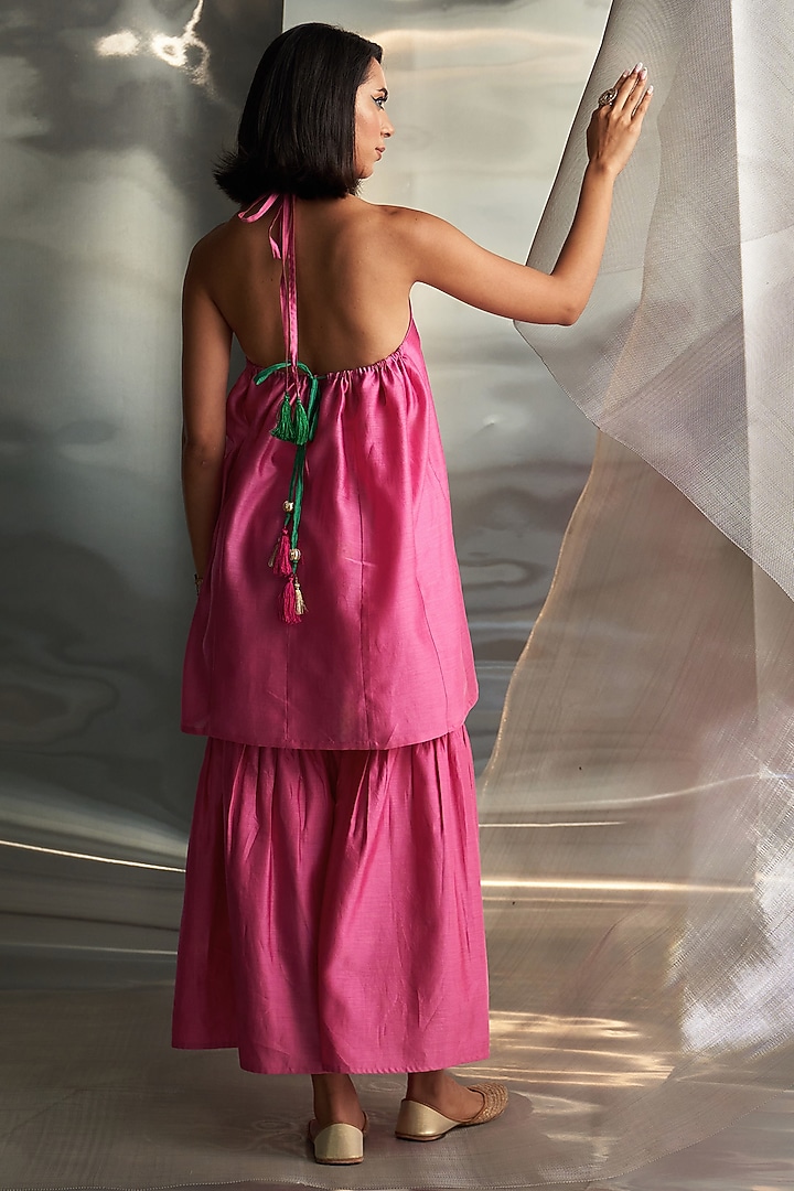 Bloom Pink Chanderi Embroidered Kurta Set by Charkhee at Pernia's Pop Up Shop