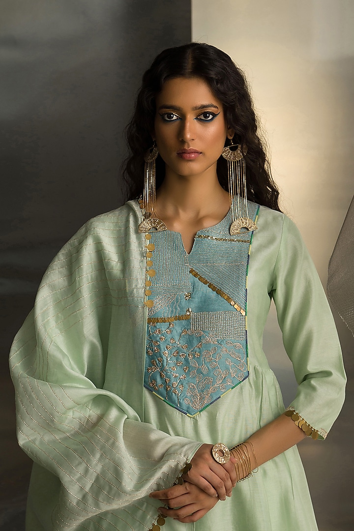 Mint Green Chanderi Embroidered Kurta Set by Charkhee at Pernia's Pop Up Shop