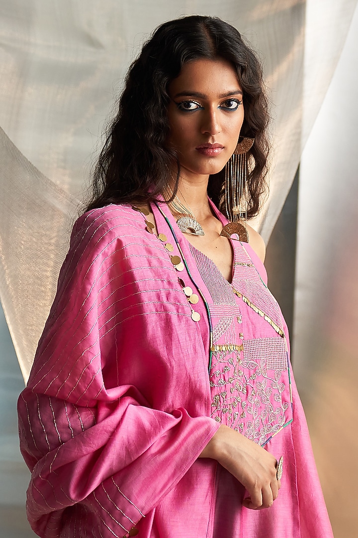 Bloom Pink Chanderi Embroidered Kurta Set by Charkhee at Pernia's Pop Up Shop
