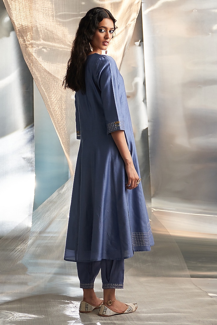 Berry Blue Chanderi Embroidered Kurta Set by Charkhee at Pernia's Pop Up Shop