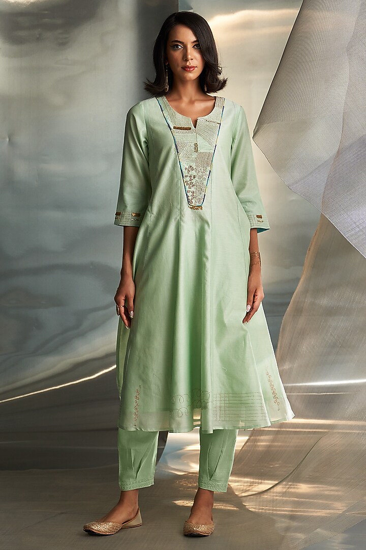 Mint Green Chanderi Embroidered Kurta Set by Charkhee at Pernia's Pop Up Shop
