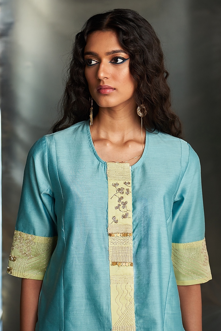 Powder Blue Chanderi Embroidered Kurta Set by Charkhee at Pernia's Pop Up Shop