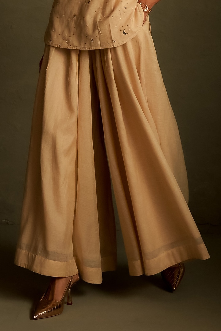 Dusk Beige Mul Chanderi & Voil Divided Flared Skirt Set by Charkhee at Pernia's Pop Up Shop