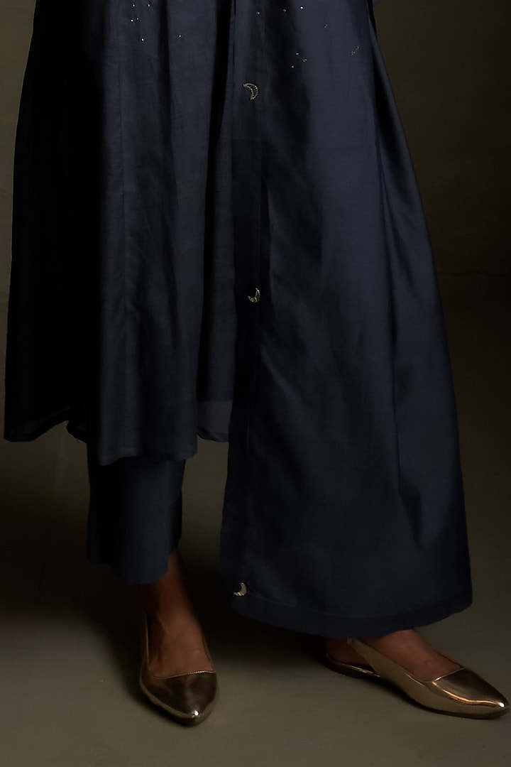 Blue Dusk Mul Chanderi & Voil Embroidered Kurta Set by Charkhee at Pernia's Pop Up Shop