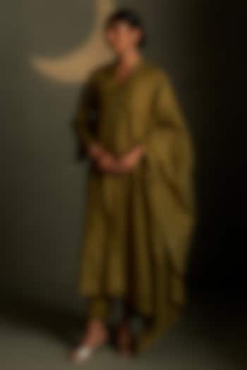 Olive Dusk Mul Chanderi & Voil Embroidered Kurta Set by Charkhee at Pernia's Pop Up Shop