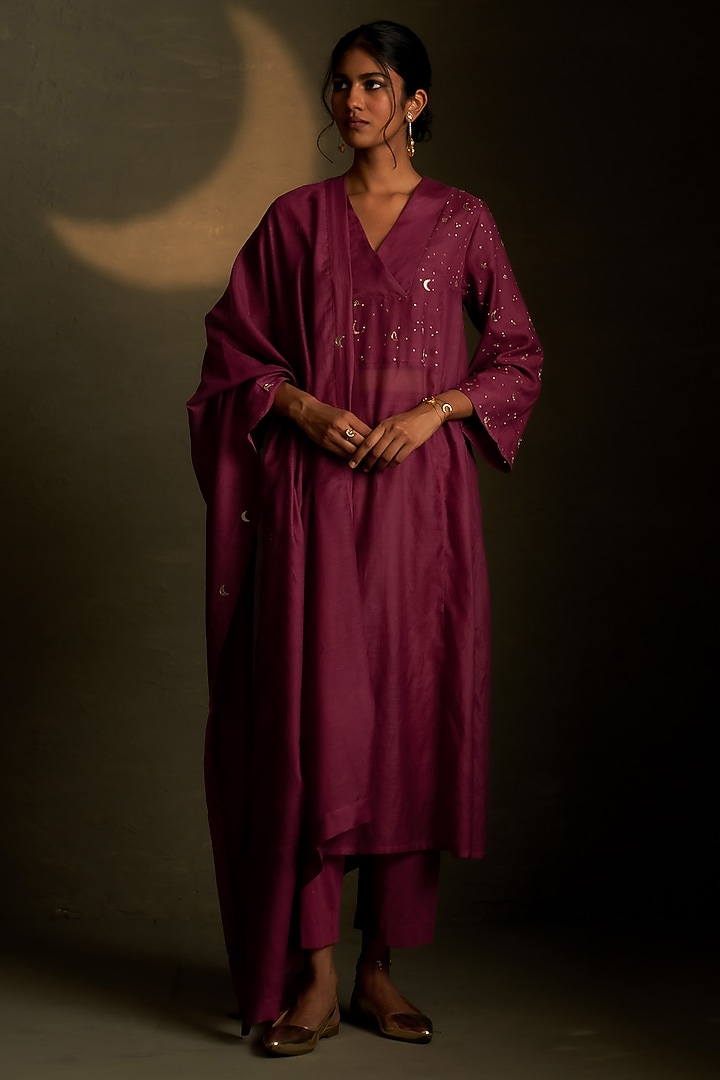 Twilight Magenta Mul Chanderi & Voil Embroidered Kurta Set by Charkhee at Pernia's Pop Up Shop