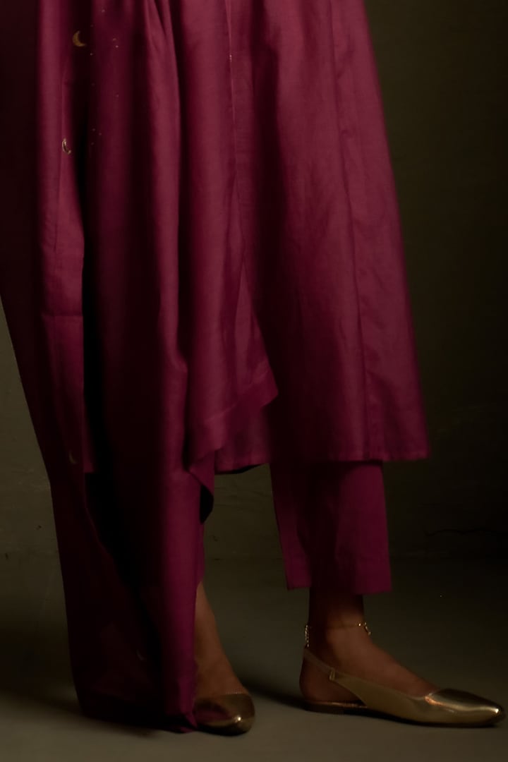 Twilight Magenta Mul Chanderi & Voil Embroidered Kurta Set by Charkhee at Pernia's Pop Up Shop