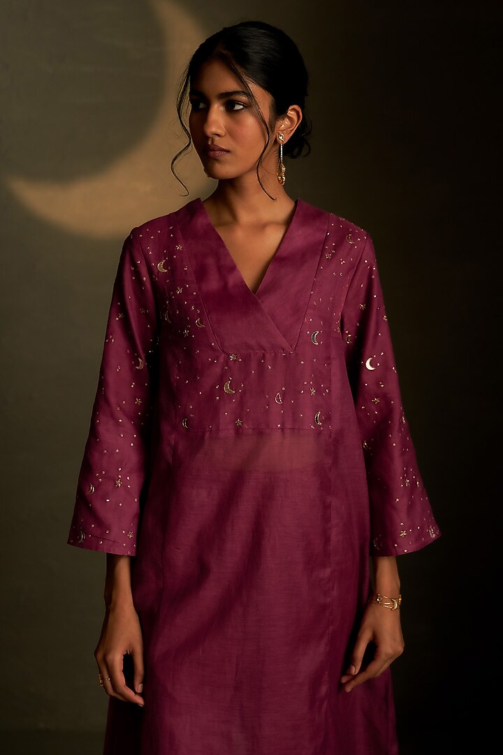 Twilight Magenta Mul Chanderi & Voil Embroidered Kurta Set by Charkhee at Pernia's Pop Up Shop