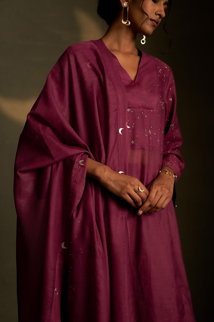 Twilight Magenta Mul Chanderi & Voil Embroidered Kurta Set by Charkhee at Pernia's Pop Up Shop