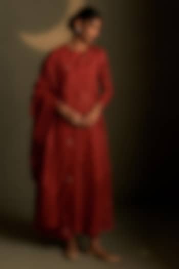 Crimson Mul Chanderi & Voil Embroidered Party Wear Anarkali Set by Charkhee at Pernia's Pop Up Shop