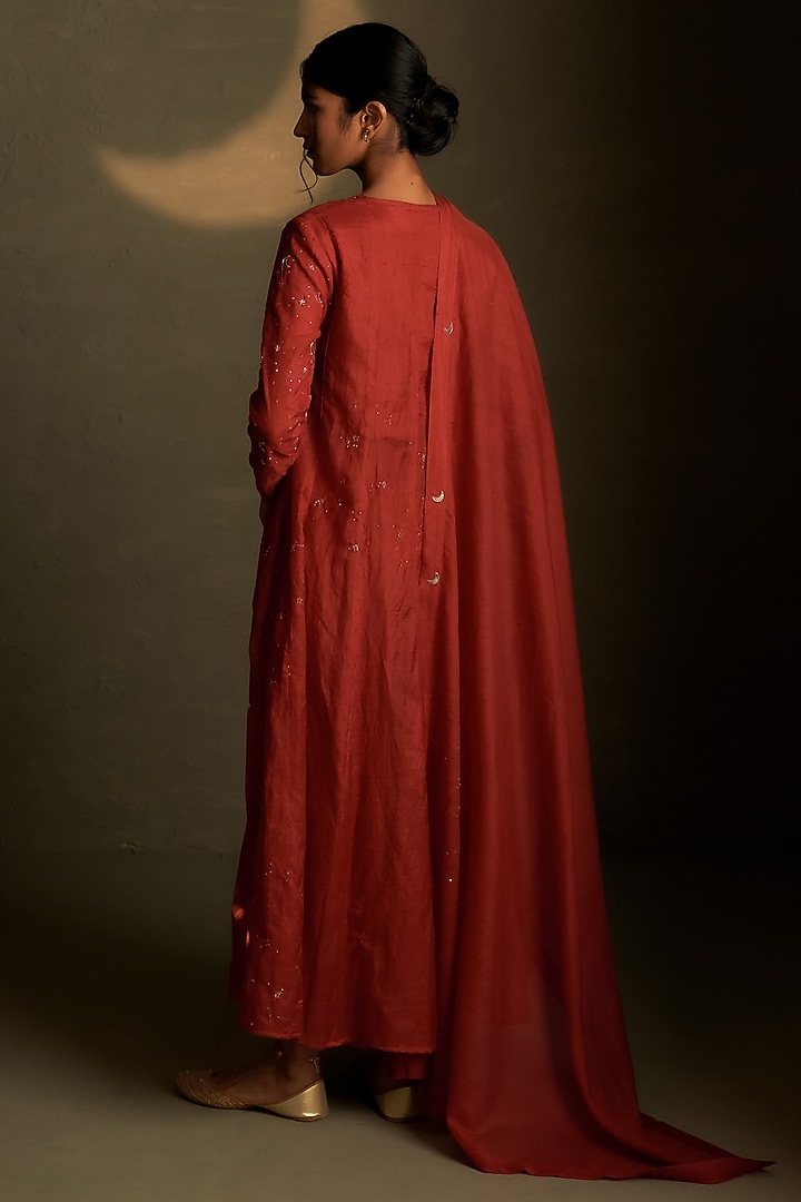 Crimson Mul Chanderi & Voil Embroidered Party Wear Anarkali Set by Charkhee at Pernia's Pop Up Shop
