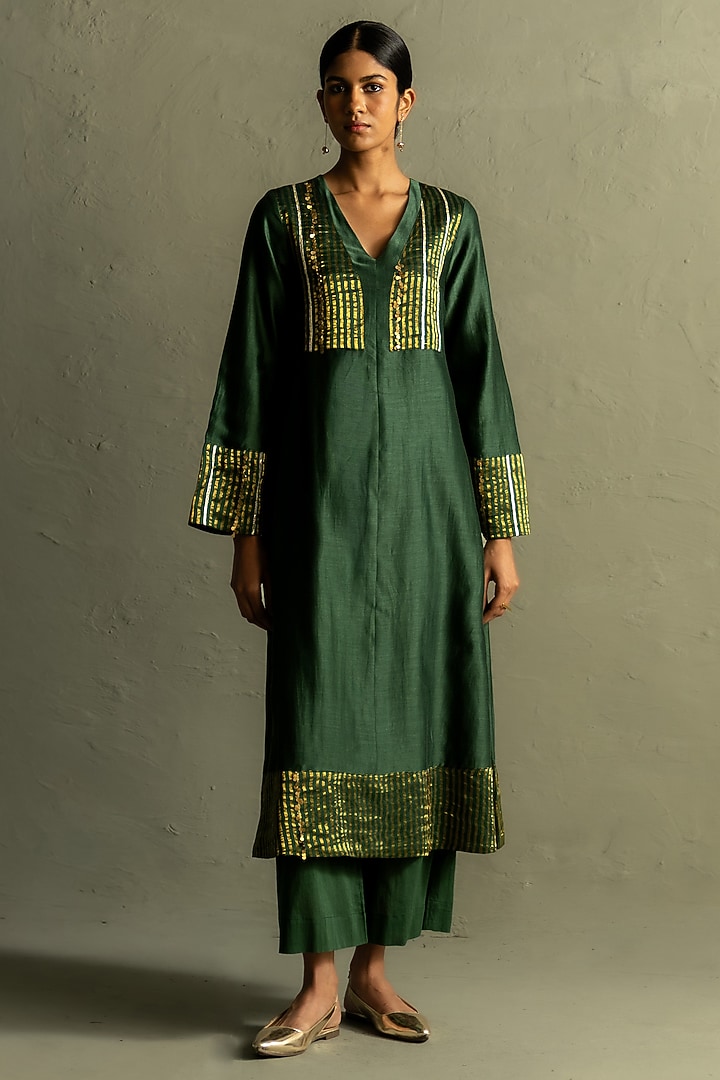 Bottle Green Tissue & Chanderi Kurta Set by Charkhee at Pernia's Pop Up Shop