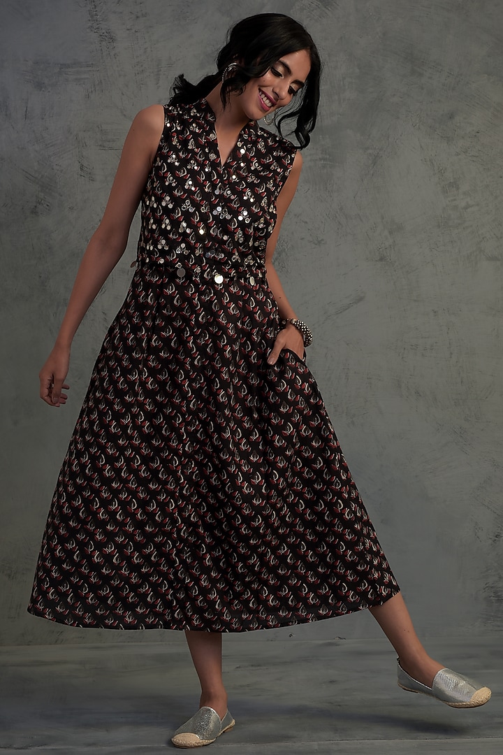 Black Printed & Embroidered Dress by Charkhee