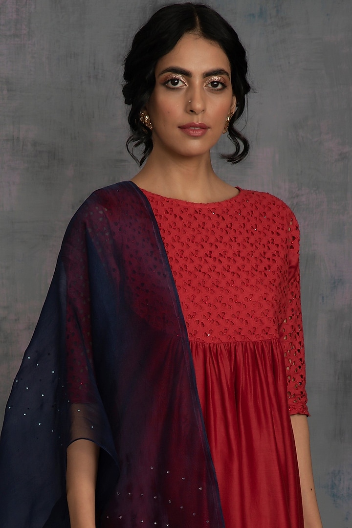 Scarlet Red Embellished Kurta Set by Charkhee at Pernia's Pop Up Shop