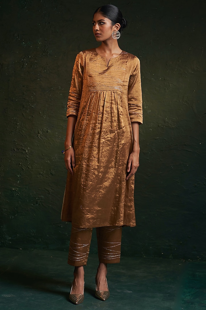 Gold Silk Tissue Dori Embroidered Kurta Set by Charkhee at Pernia's Pop Up Shop