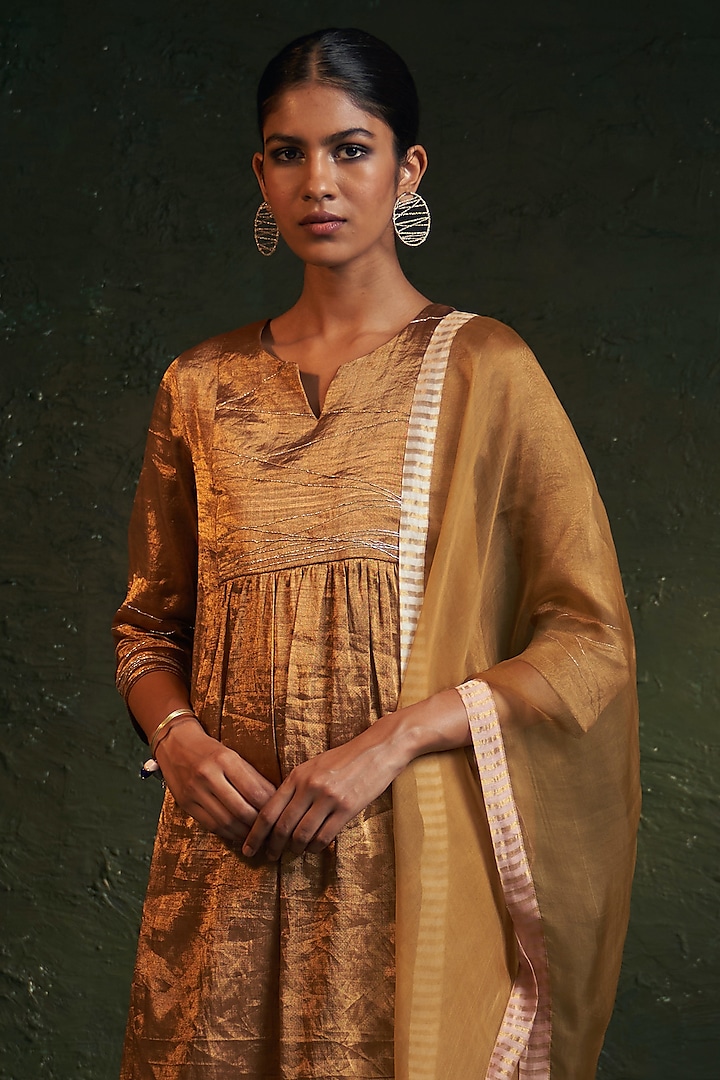 Gold Silk Tissue Dori Embroidered Kurta Set by Charkhee at Pernia's Pop Up Shop