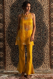 product-color-Yellow
