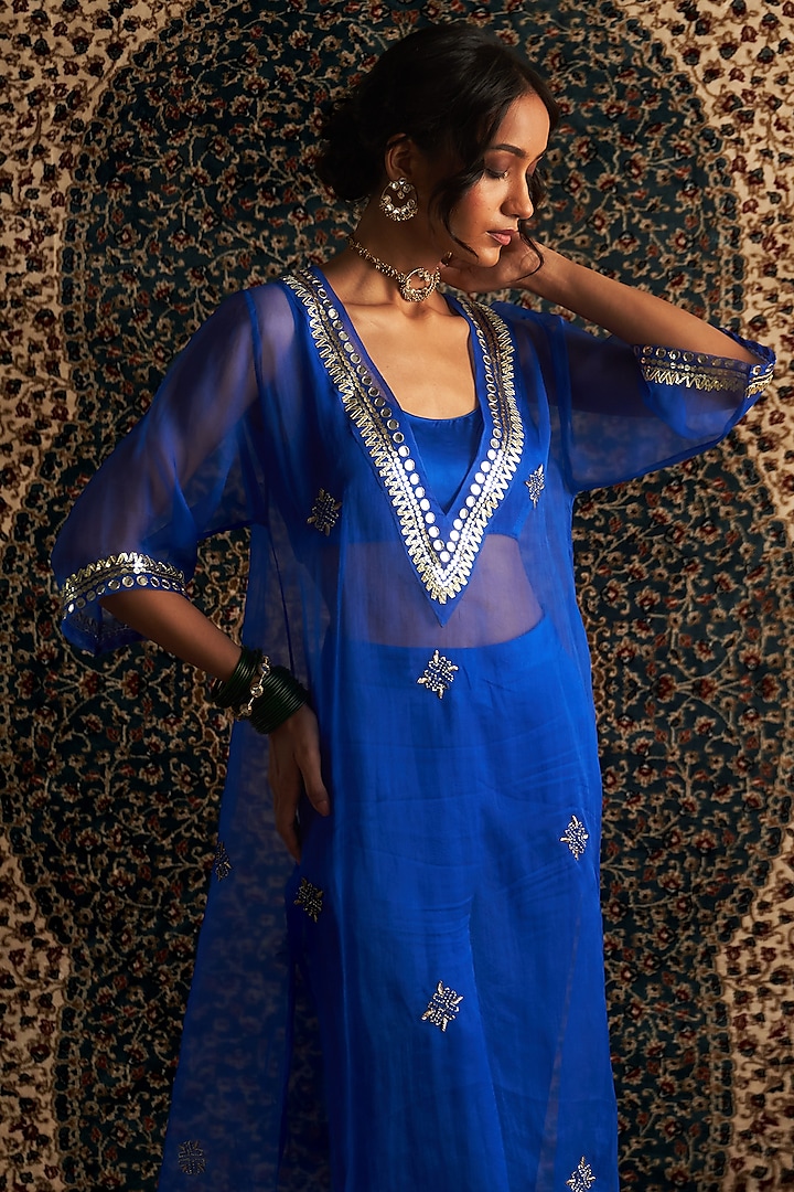 Blue Organza Hand Embroidered Sheer Overlay Kurta Set by Charkhee at Pernia's Pop Up Shop