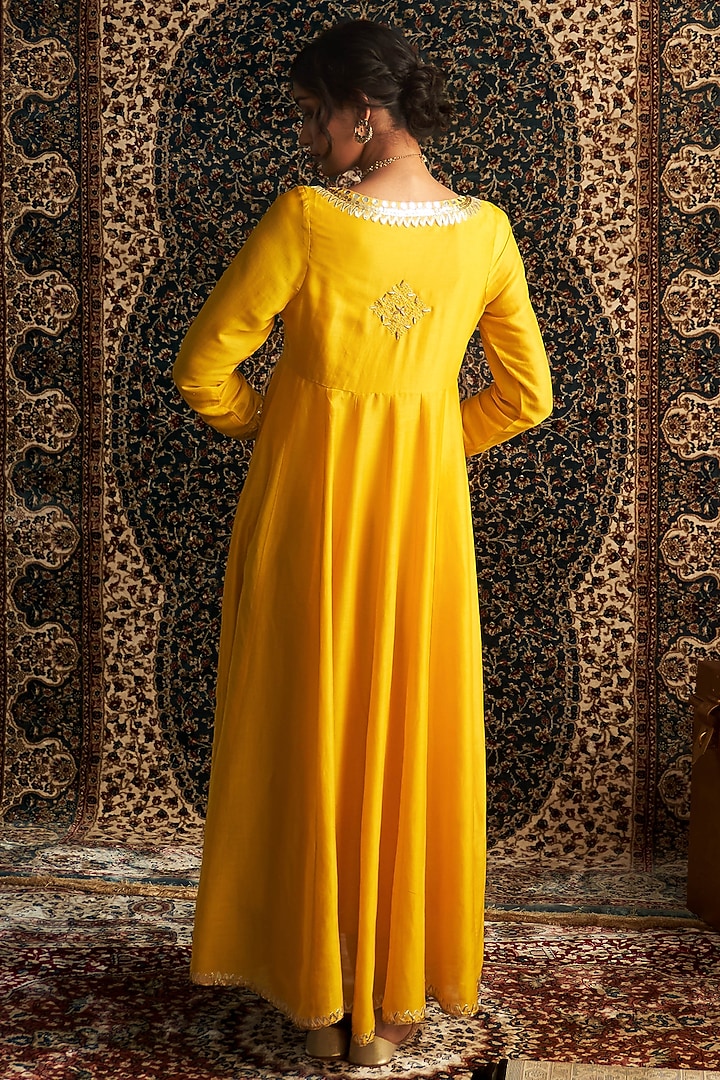 Marigold Yellow Organza Hand Embroidered Sheer Choga Kurta Set by Charkhee at Pernia's Pop Up Shop