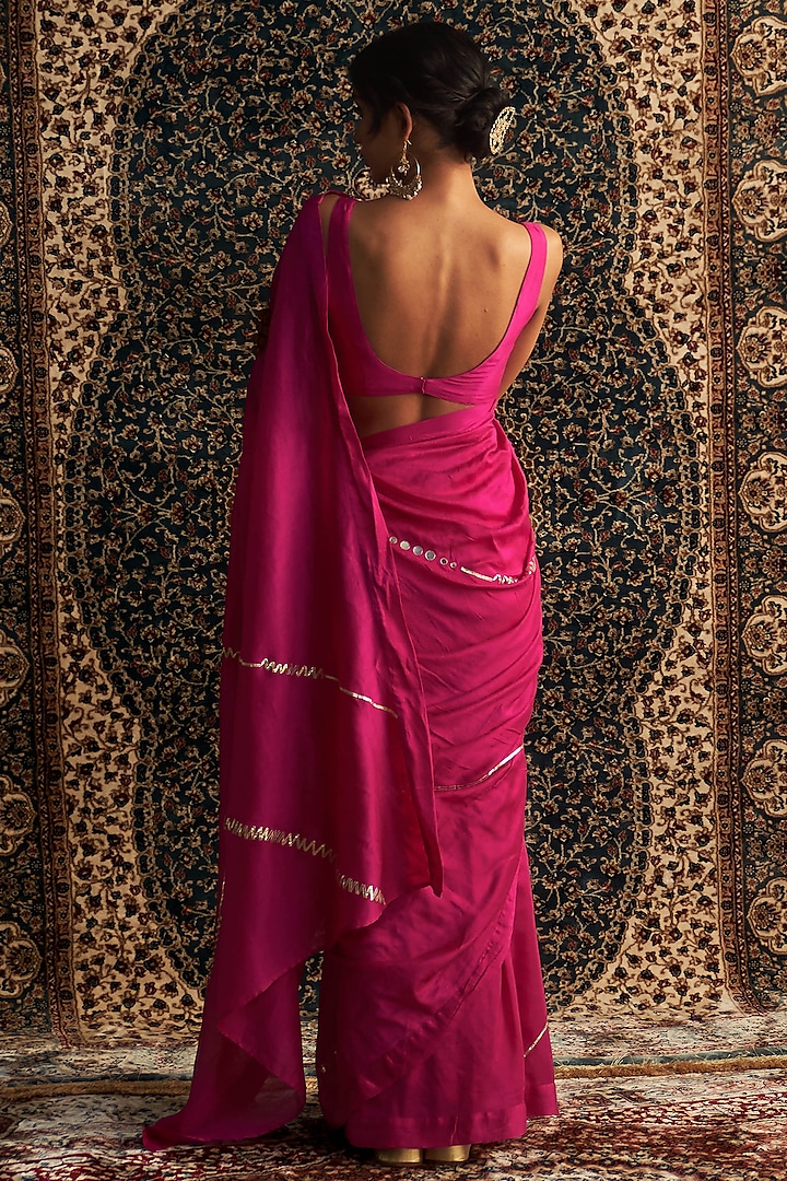 Rani Pink Chanderi Embroidered Party Wear Saree Set by Charkhee at Pernia's Pop Up Shop