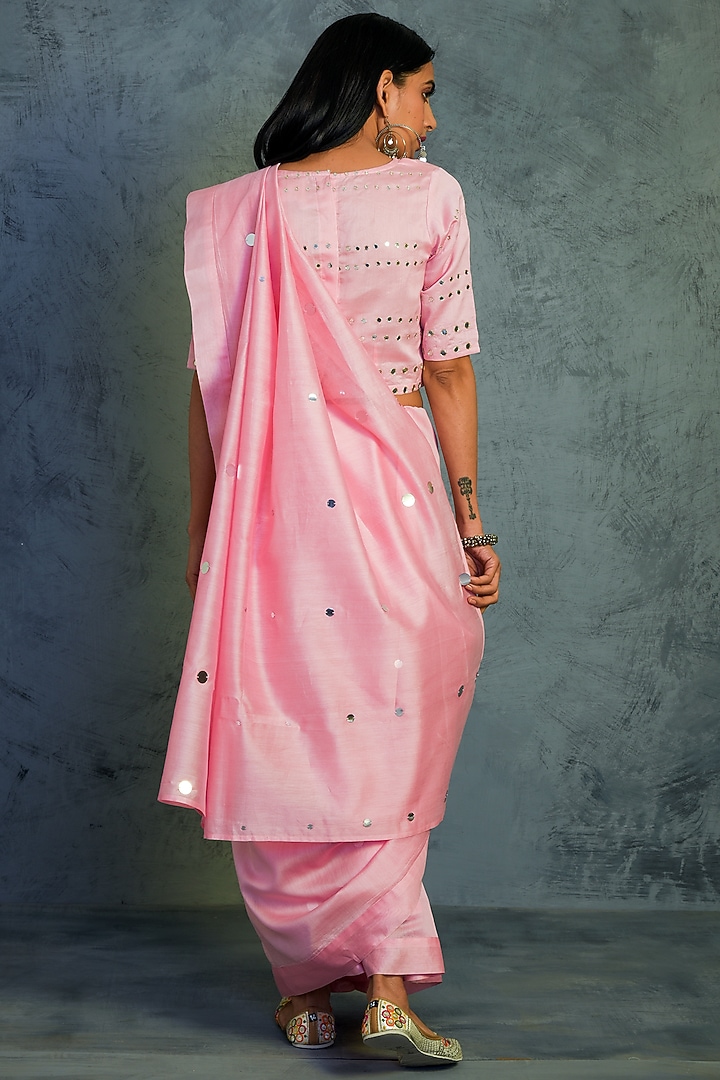 Light Pink Chanderi Mirror Embroidered Party Wear Saree Set by Charkhee at Pernia's Pop Up Shop