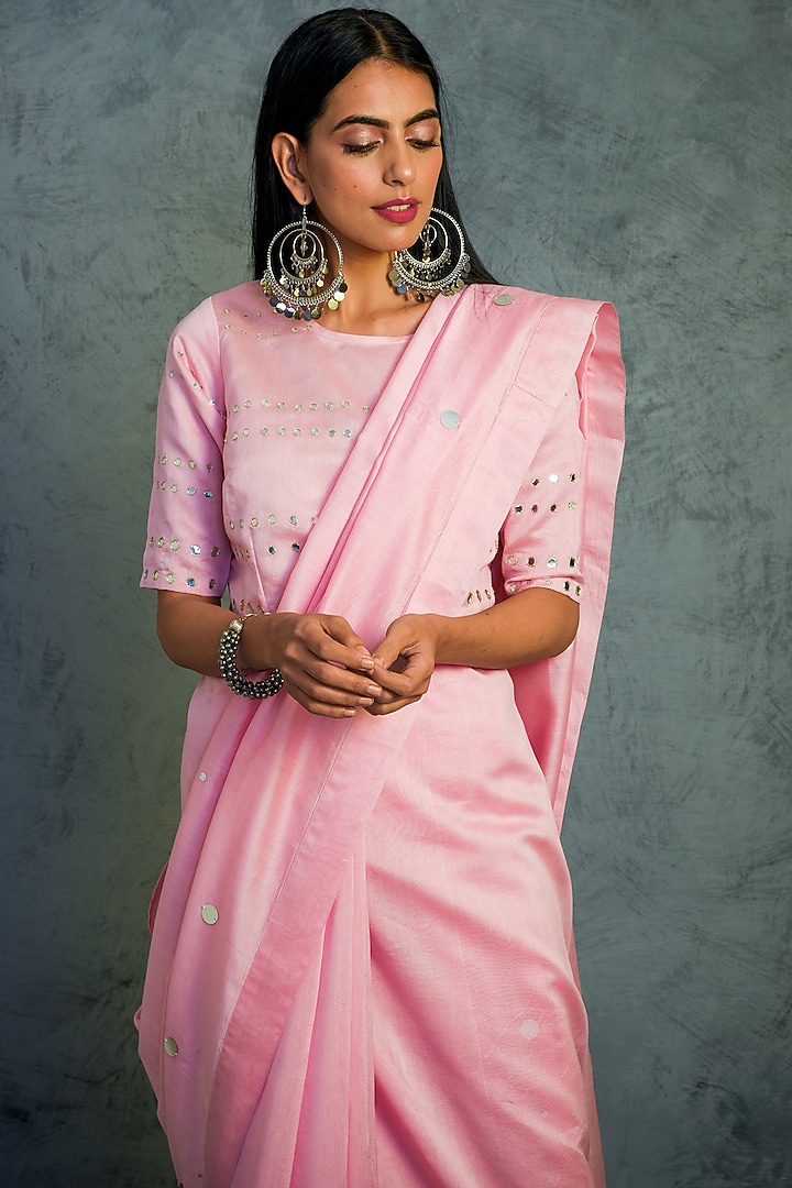 Light Pink Chanderi Mirror Embroidered Party Wear Saree Set by Charkhee at Pernia's Pop Up Shop