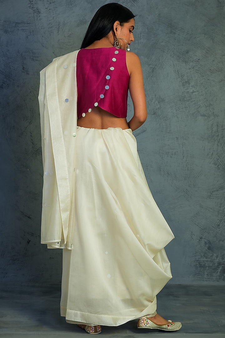 Off-White Chanderi Mirror Embroidered Festive Saree Set by Charkhee at Pernia's Pop Up Shop