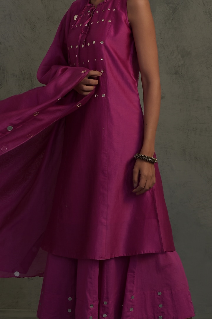Bright Pink Embroidered Kurta Set by Charkhee at Pernia's Pop Up Shop