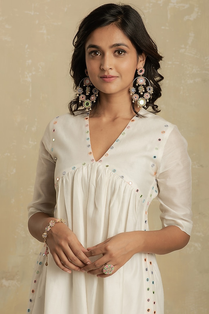 Pearl White Embroidered Kurta Set by Charkhee at Pernia's Pop Up Shop