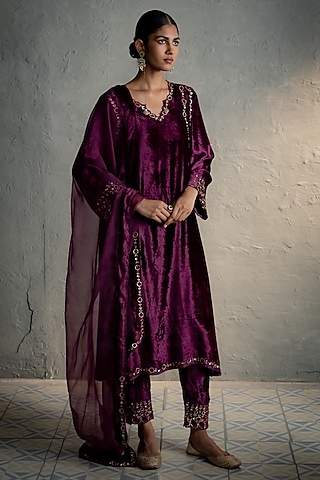 Pink Velvet Embroidered A-Line Kurta Set by Charkhee