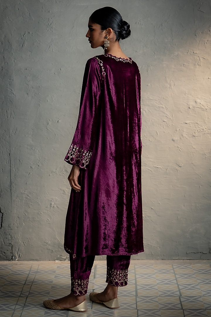 Pink Velvet Embroidered A-Line Kurta Set by Charkhee at Pernia's Pop Up Shop