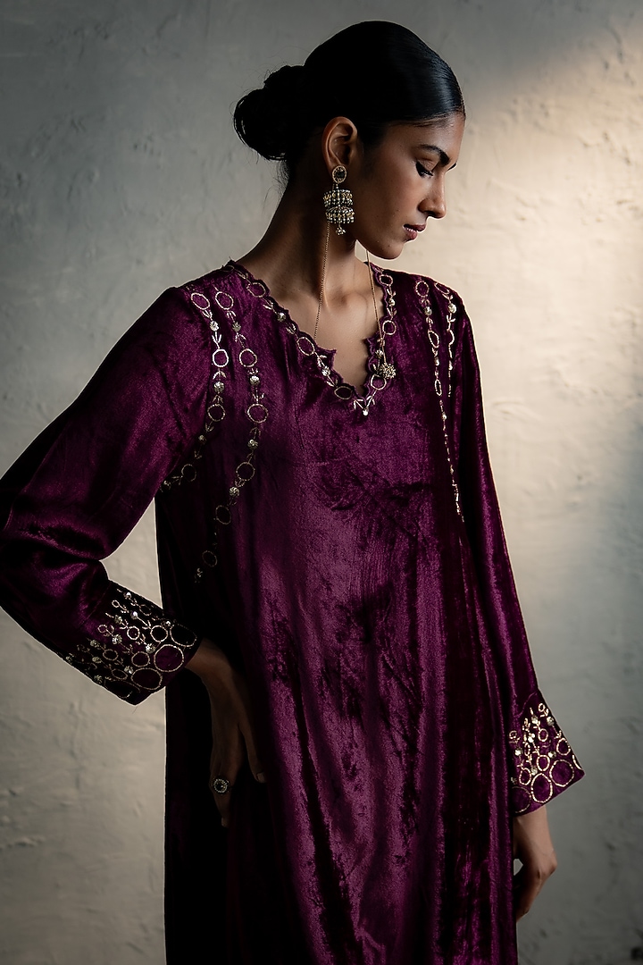 Pink Velvet Embroidered A-Line Kurta Set by Charkhee at Pernia's Pop Up Shop