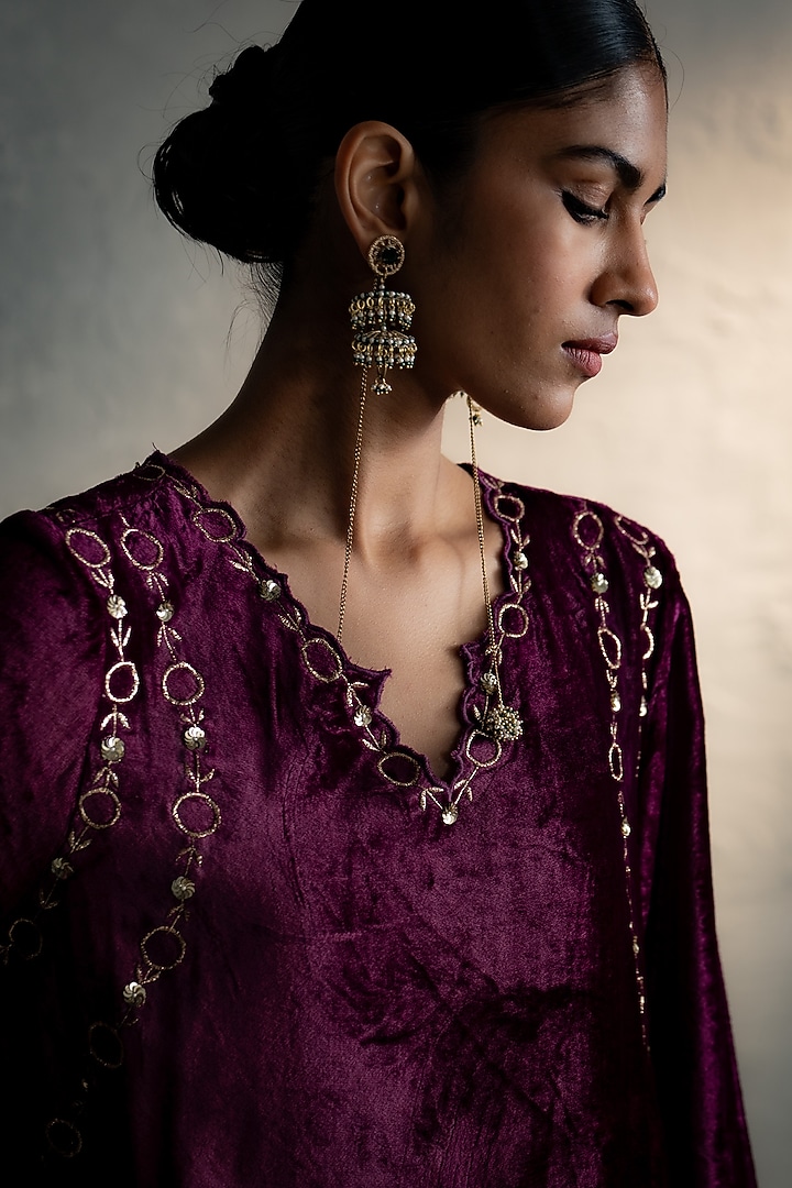 Pink Velvet Embroidered A-Line Kurta Set by Charkhee at Pernia's Pop Up Shop