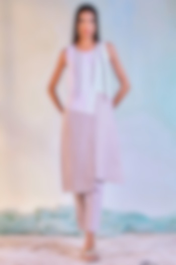 White & Beige Linen Kurta Set by Charkhee at Pernia's Pop Up Shop