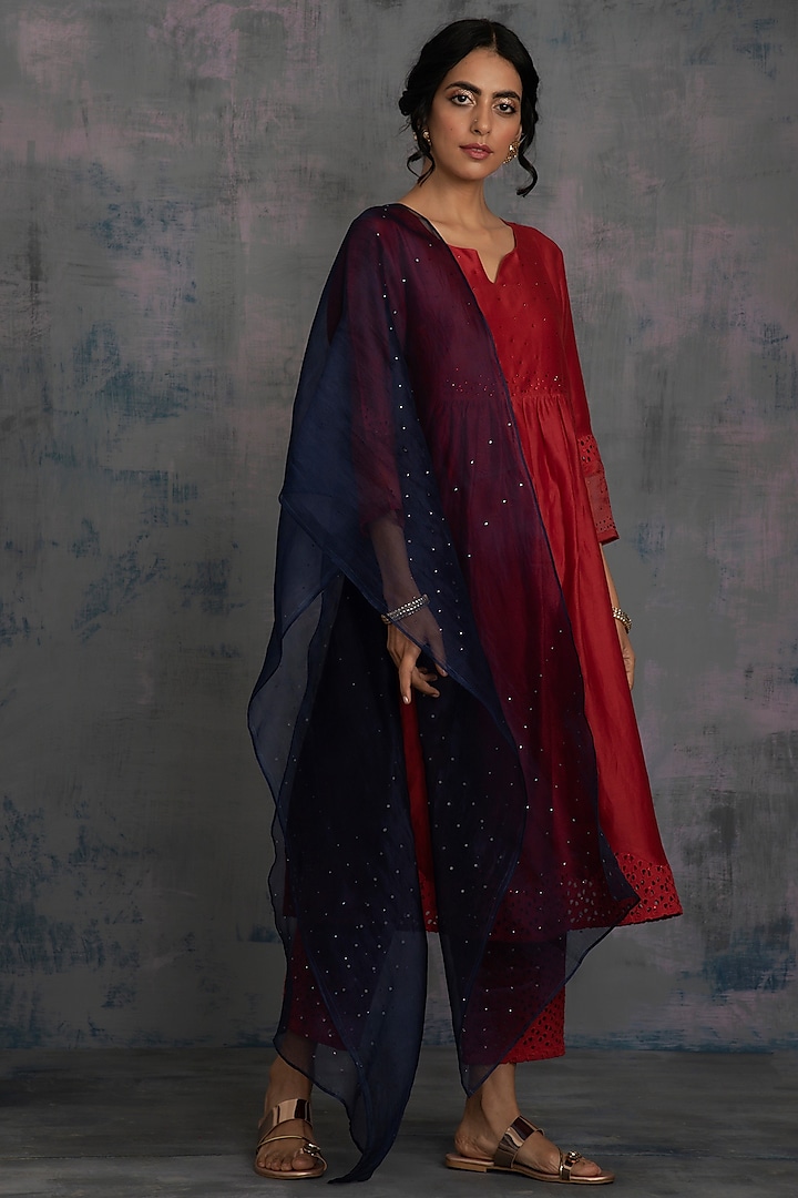 Scarlet Red Kurta Set With Embellishments by Charkhee at Pernia's Pop Up Shop