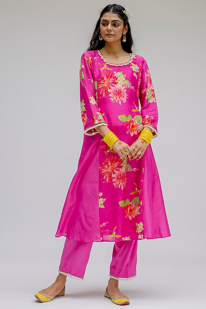 Pink Printed & Embroidered Kurta Set by Chrkha at Pernia's Pop Up Shop