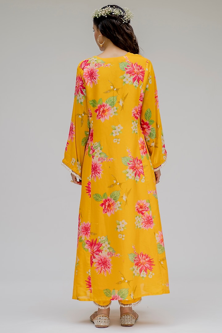 Yellow Printed & Embroidered Kurta Set by Chrkha at Pernia's Pop Up Shop