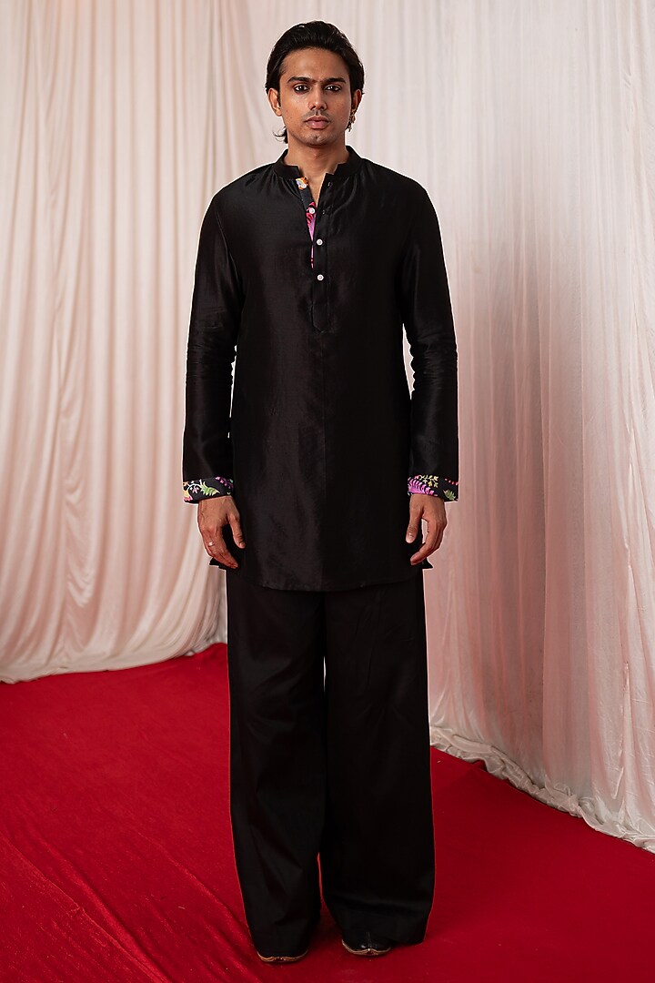 Black Chanderi Silk & Cotton Satin Floral Printed Bundi Jacket Set by chrkha men at Pernia's Pop Up Shop