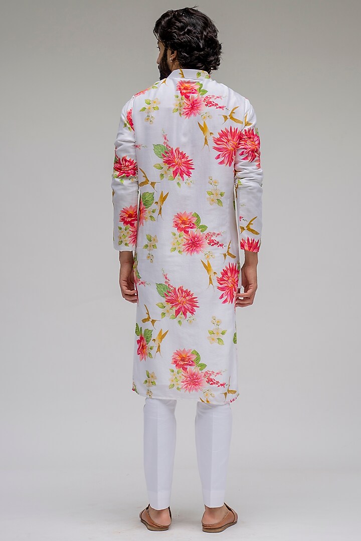 White Digital Printed Kurta Set by chrkha men at Pernia's Pop Up Shop