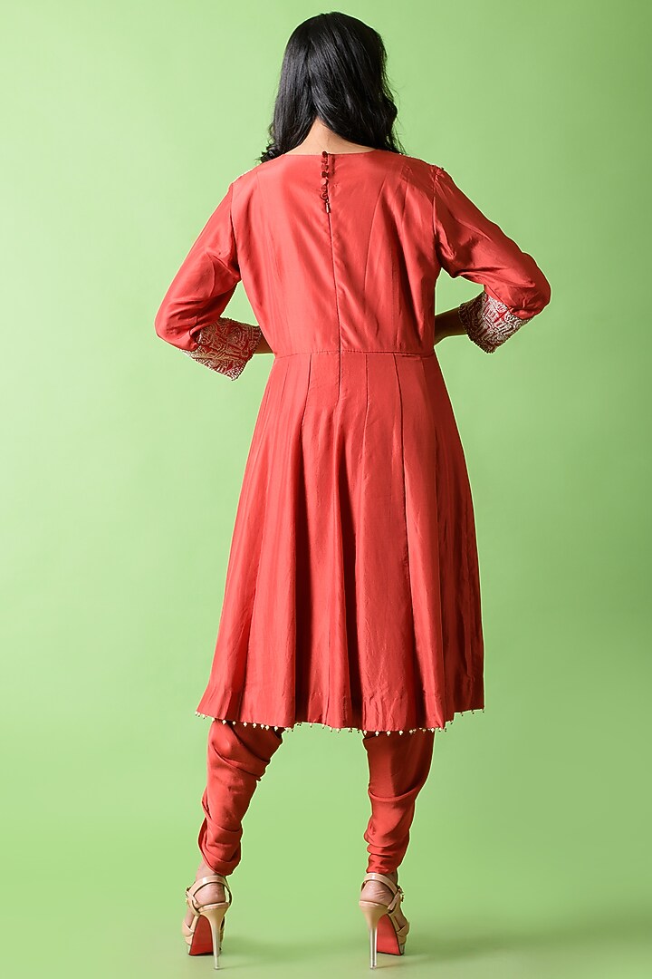 Burnt Orange Hand Embroidered Kurta Set by The Cherry Tree by Charu Saraogi at Pernia's Pop Up Shop