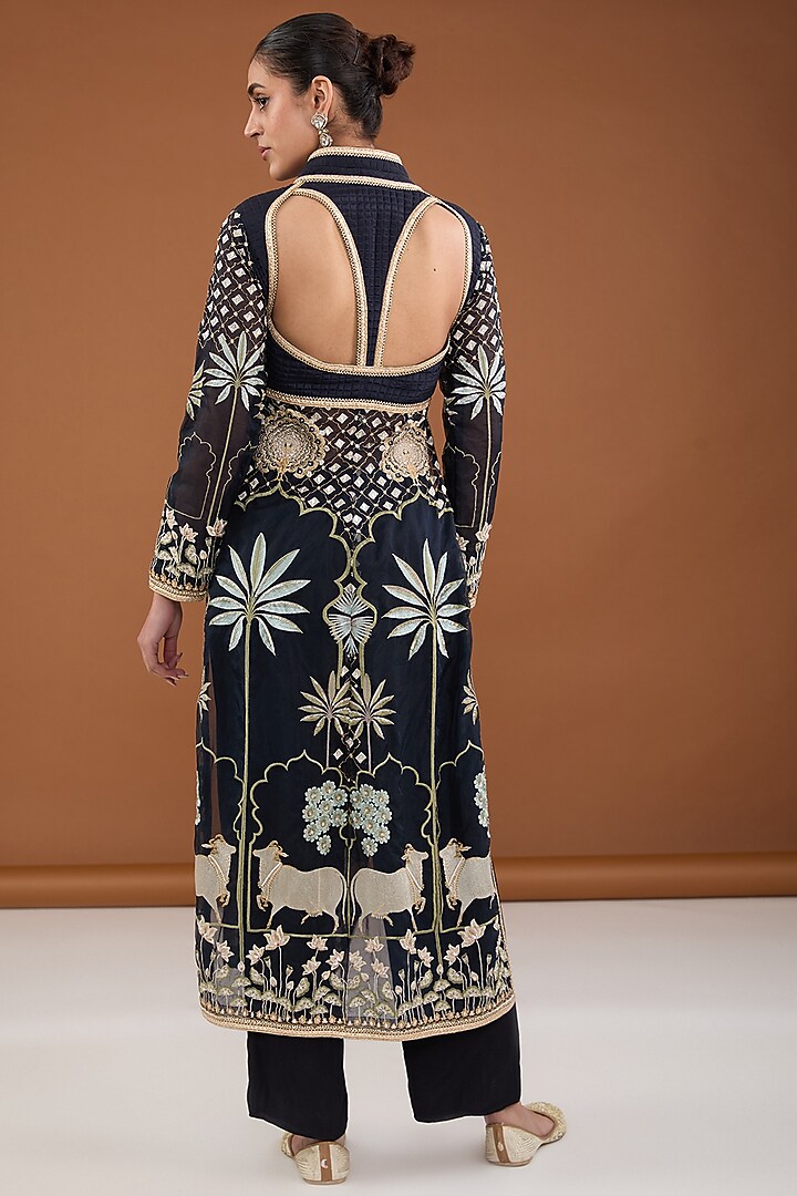 Blue Organza Zari & Resham Embellished Cape Style Kurta Set by Cheena Singh at Pernia's Pop Up Shop