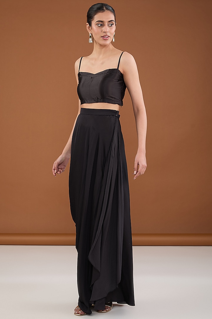 Black Viscose Organza Resham Embroidered Co-Ord Set by Cheena Singh at Pernia's Pop Up Shop