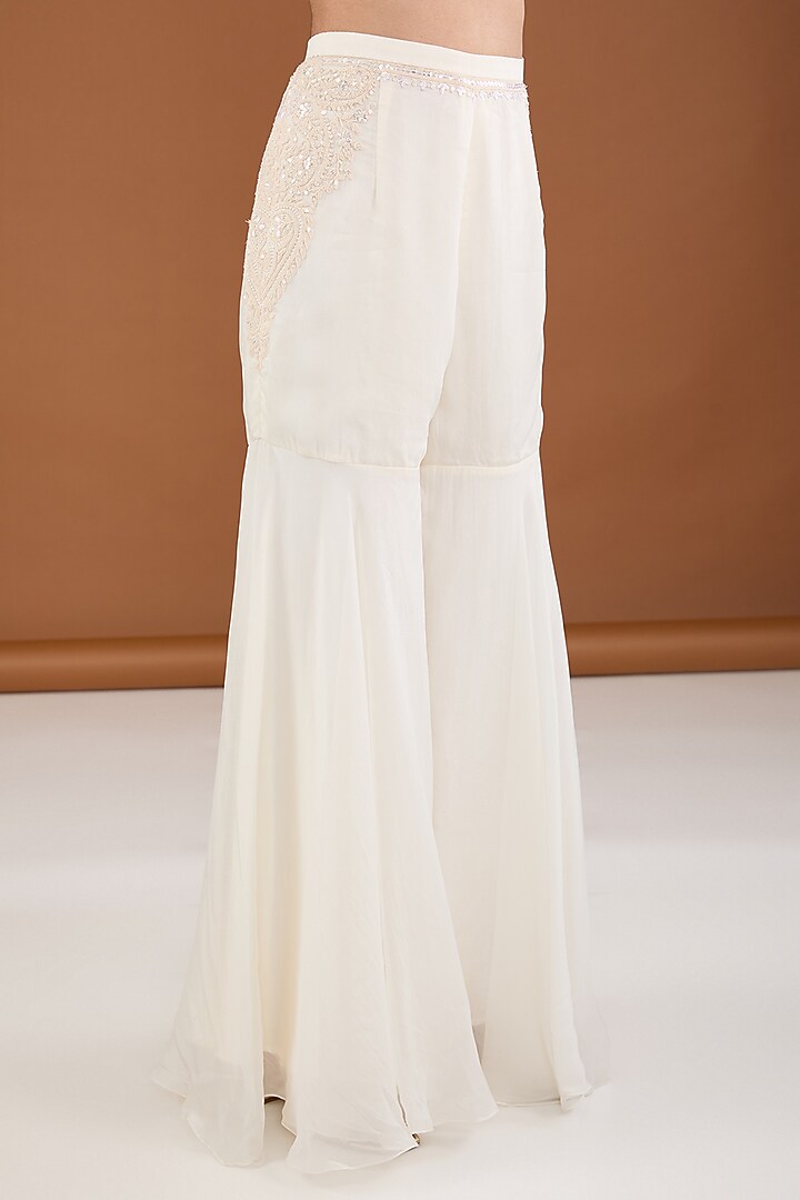 White Viscose Organza Gharara Set by Cheena Singh at Pernia's Pop Up Shop
