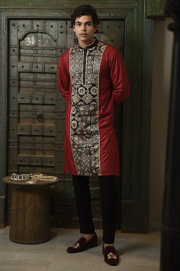 Red Bhagalpuri Silk Embroidered Kurta Set by CHANDRESH NATHANI at Pernia's Pop Up Shop