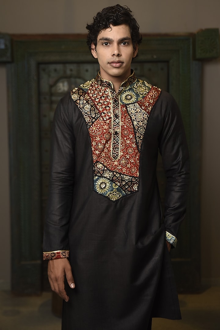Black Bhagalpuri Silk Embroidered Kurta Set by CHANDRESH NATHANI at Pernia's Pop Up Shop