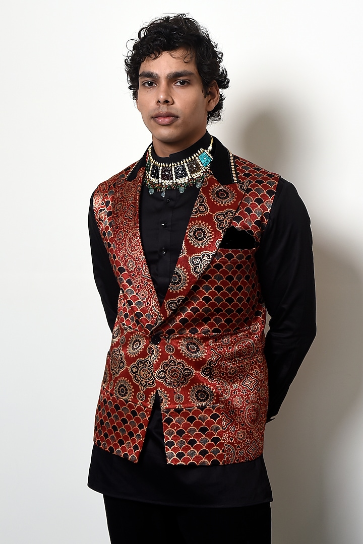 Red Modal Silk Printed Waistcoat With Kurta by CHANDRESH NATHANI at  Pernia's Pop Up Shop