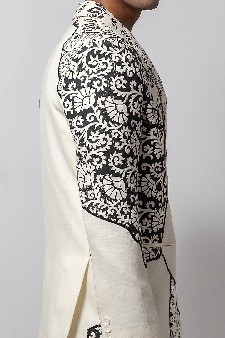 Off-White & Black Embroidered Co-Ord Set by CHANDRESH NATHANI at Pernia's Pop Up Shop
