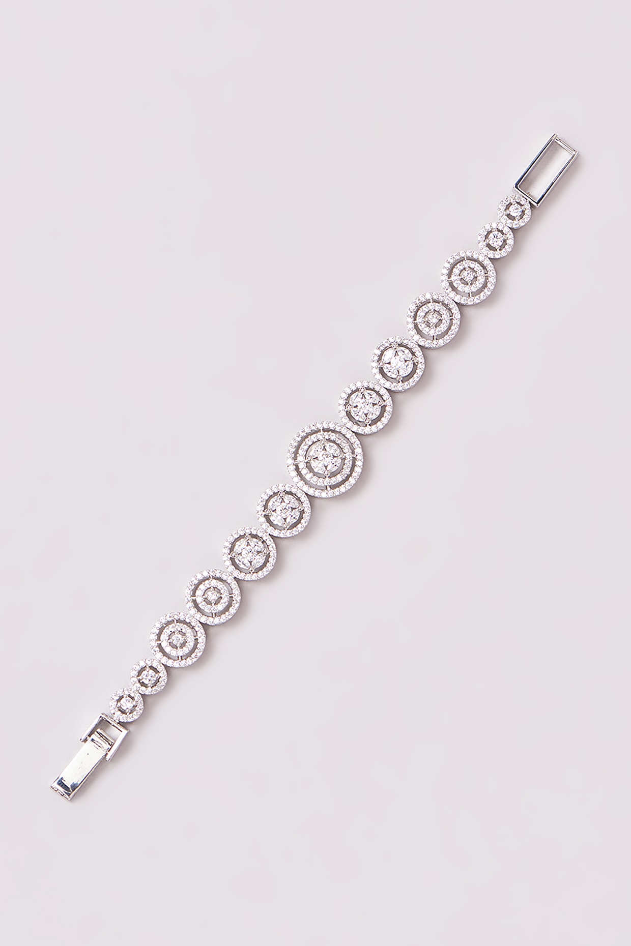 Buy Leaf Design Diamond Bracelet Online | ORRA
