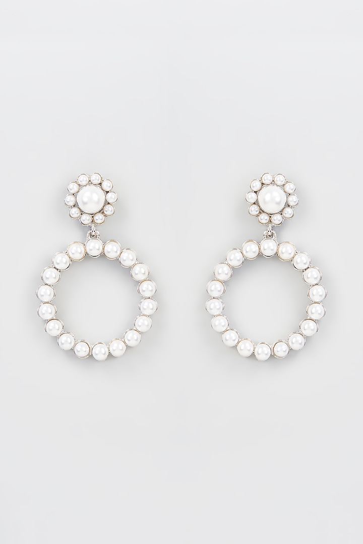 White Finish Diamond & Pearl Hoop Earrings by CHAOTIQ BY ARTI